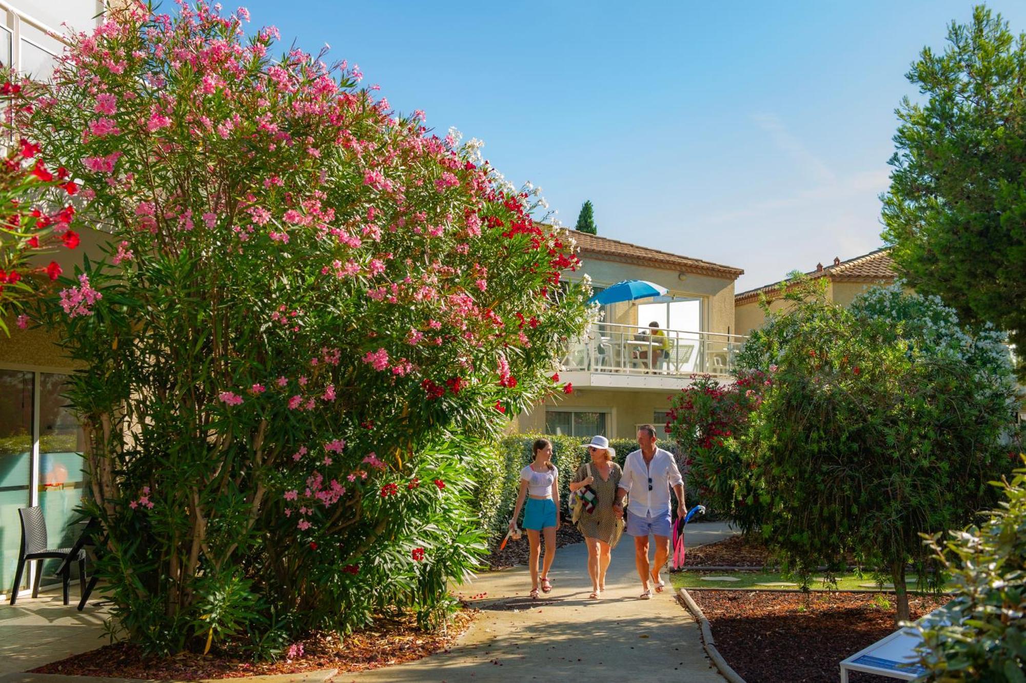 Résidence Goélia Les Jardins De Phoebus Gruissan Buitenkant foto